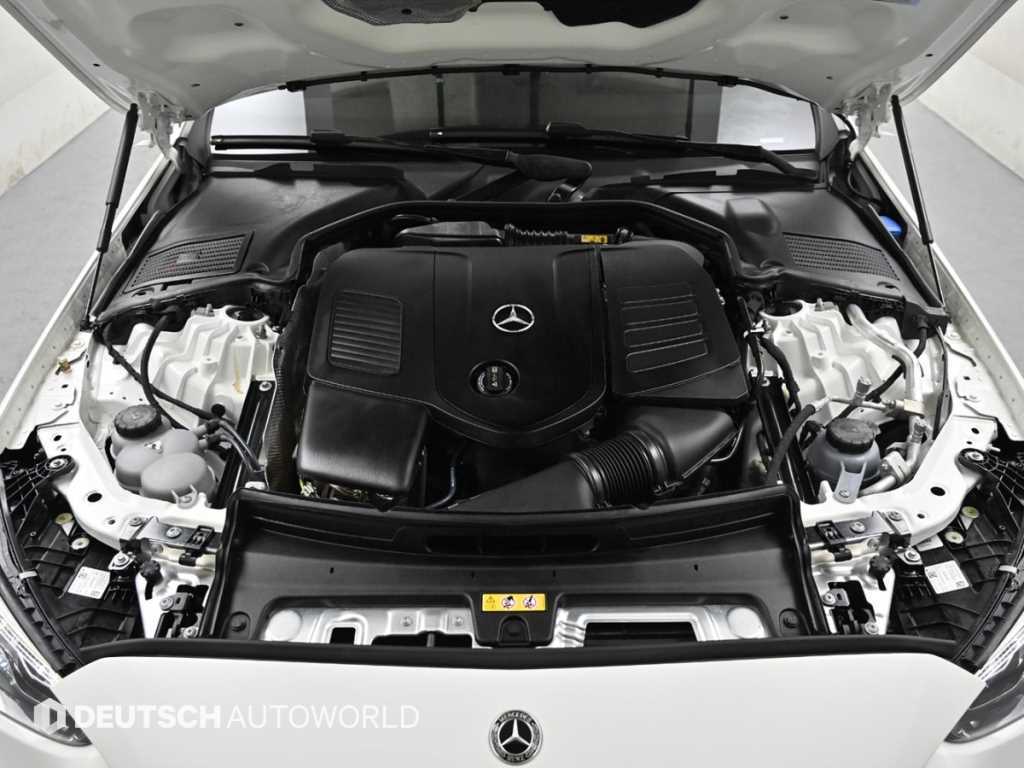 Mercedes Benz C Class - Vista 6