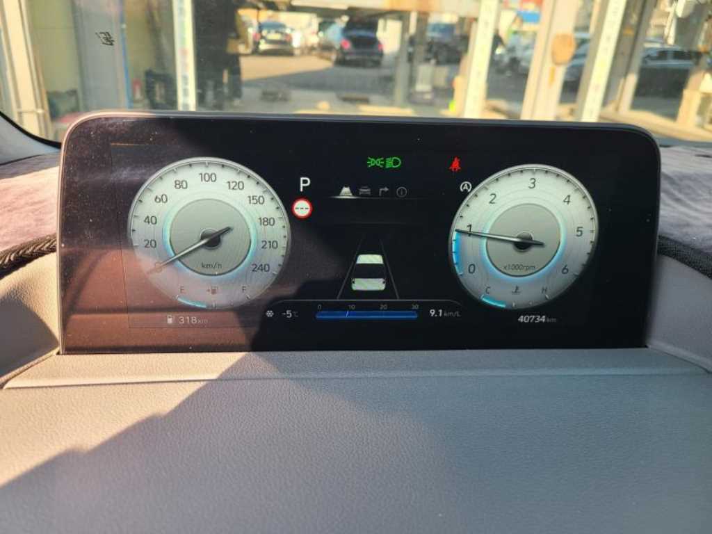 HYUNDAI Staria - Vista 12