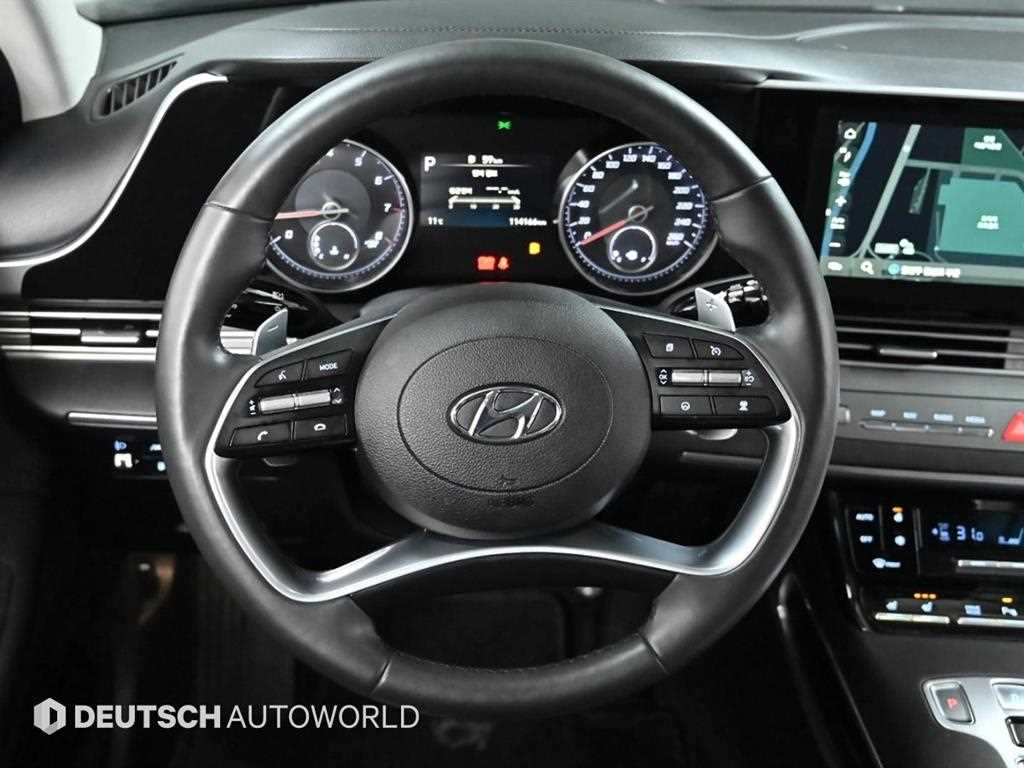 HYUNDAI Grandeur - Vista 12