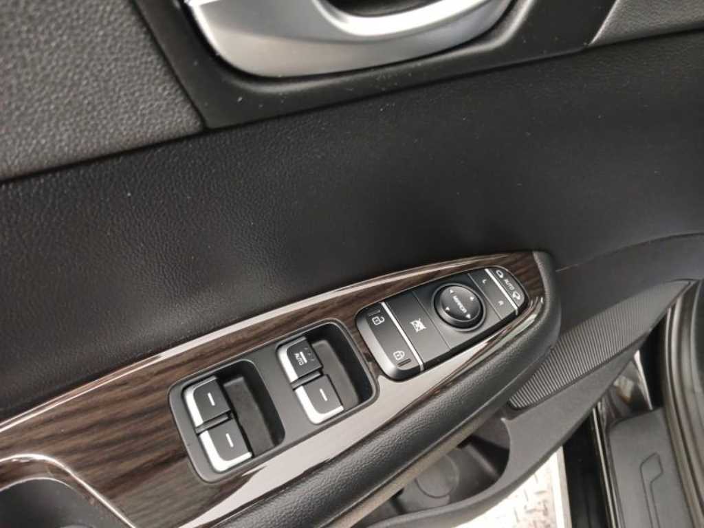 KIA K5 2018 Negro - Importación desde Corea - HF Imports Iquique - Foto 17