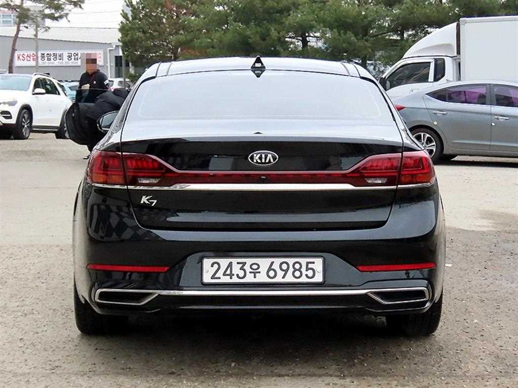 KIA K7 - Vista 4