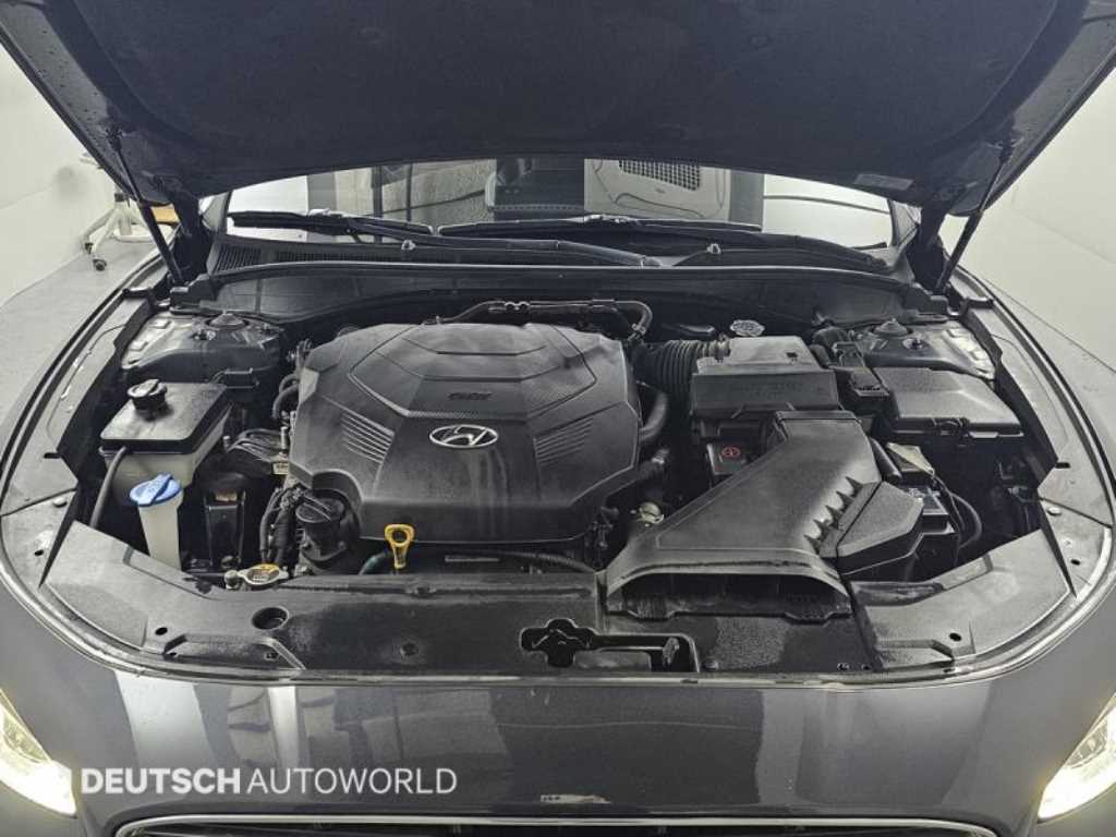 HYUNDAI Grandeur - Vista 6