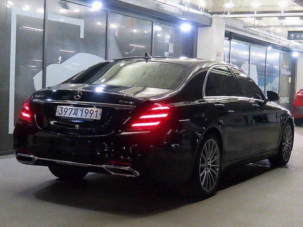 Mercedes Benz S Class - Vista 4