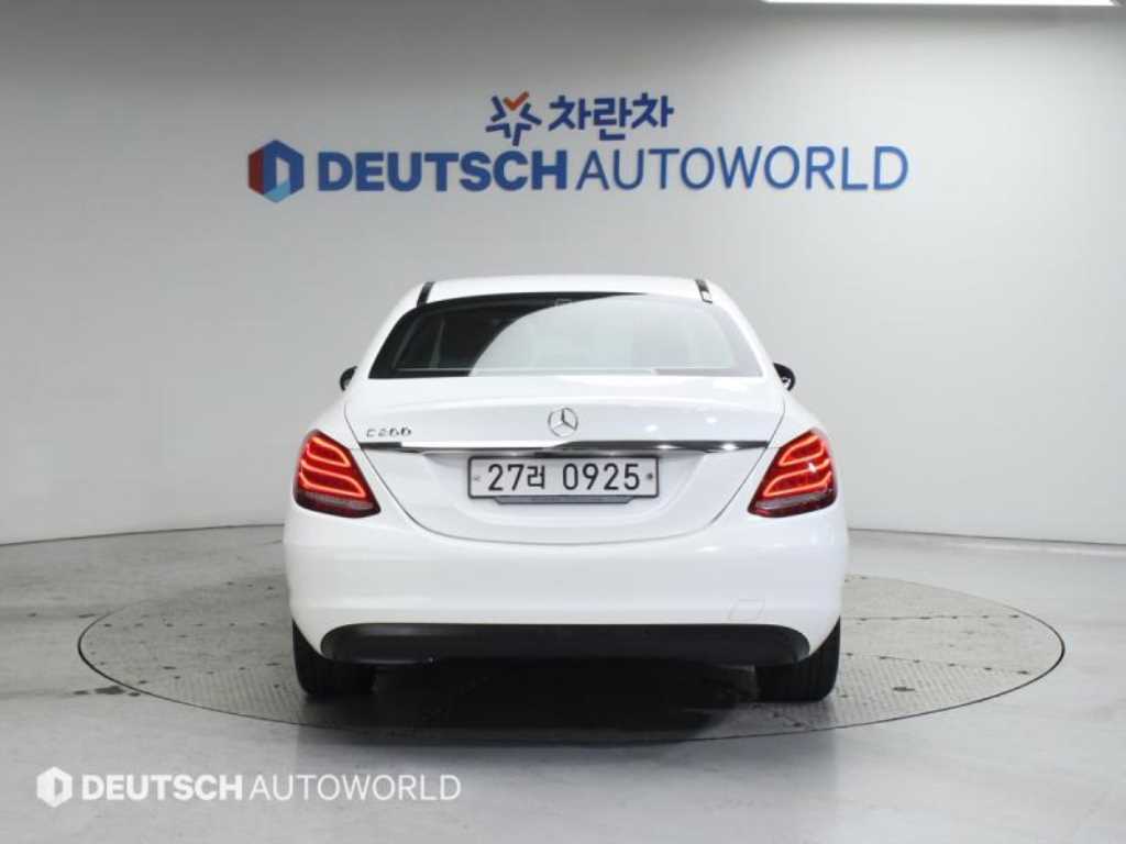 Mercedes Benz C Class 2016 Blanco - Importación desde Corea - HF Imports Iquique - Foto 14