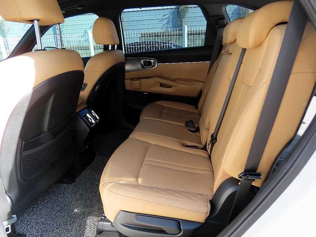 KIA Sorento - Vista 6