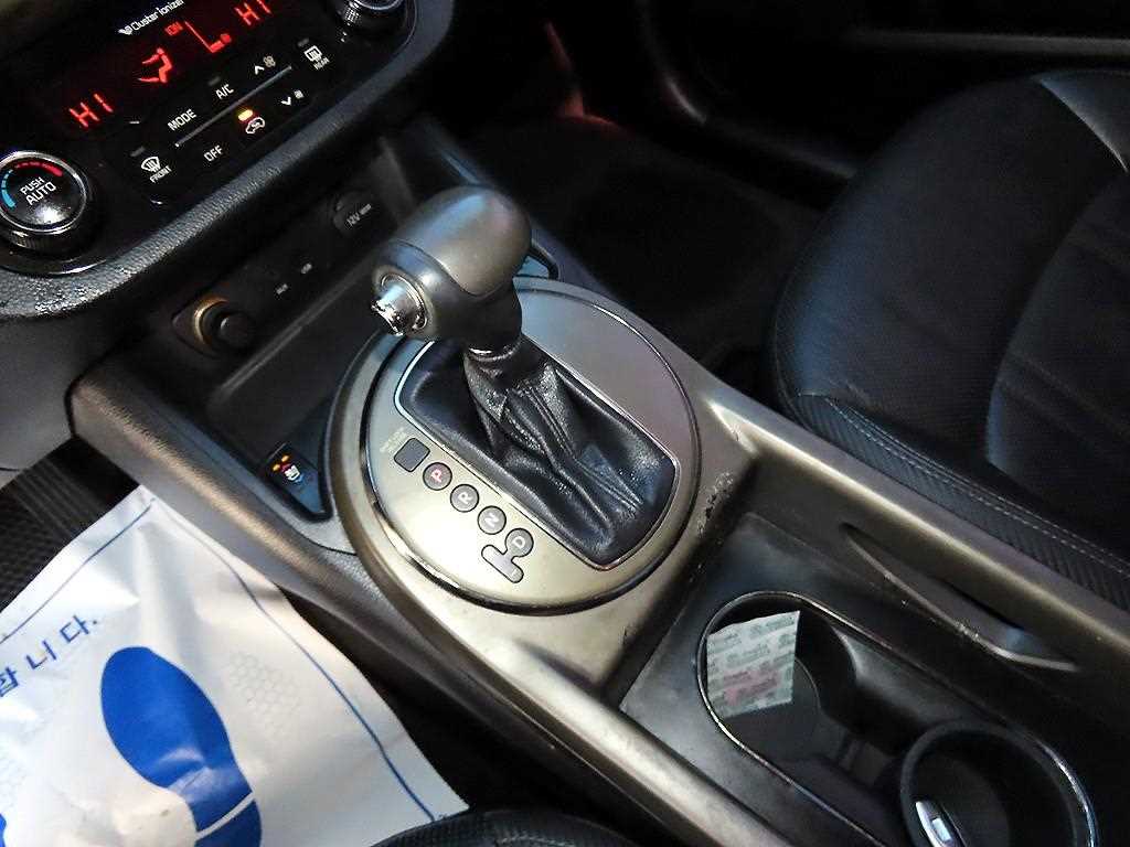 KIA Sportage - Vista 10