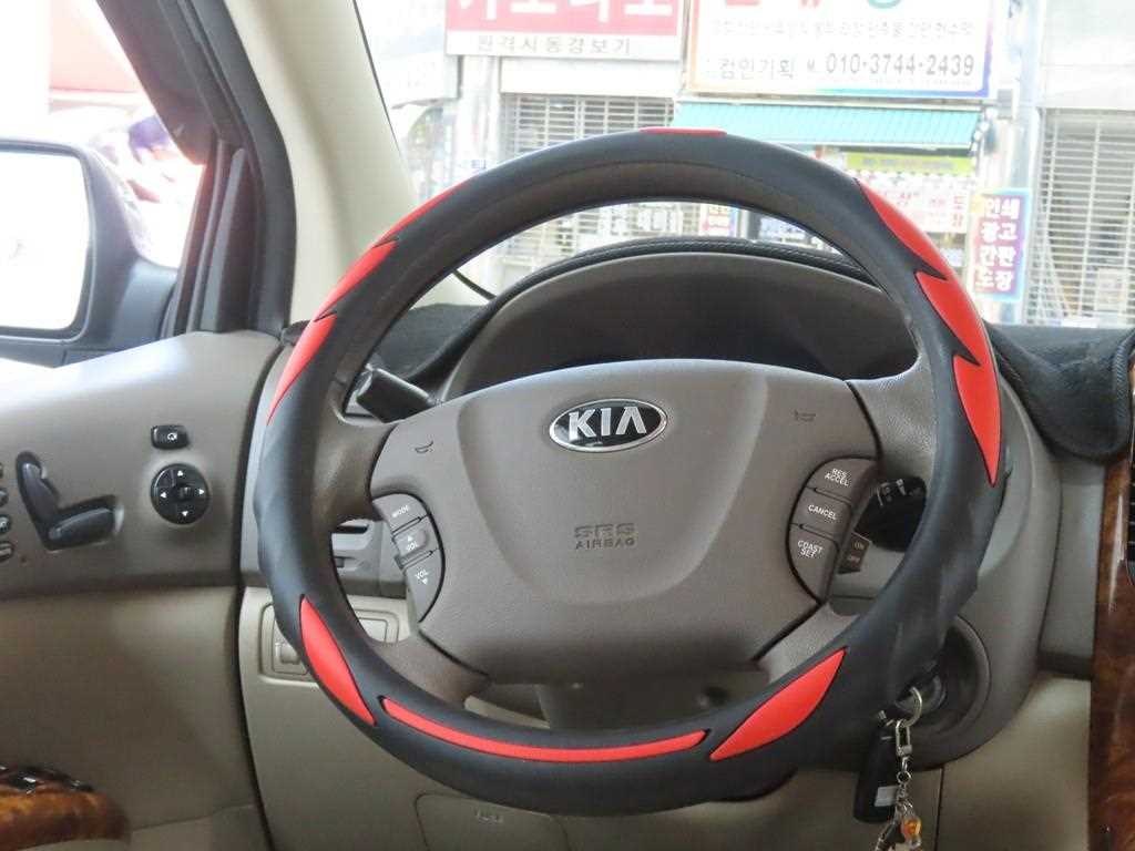 KIA Carnival 2013 Negro - Importación desde Corea - HF Imports Iquique - Foto 17