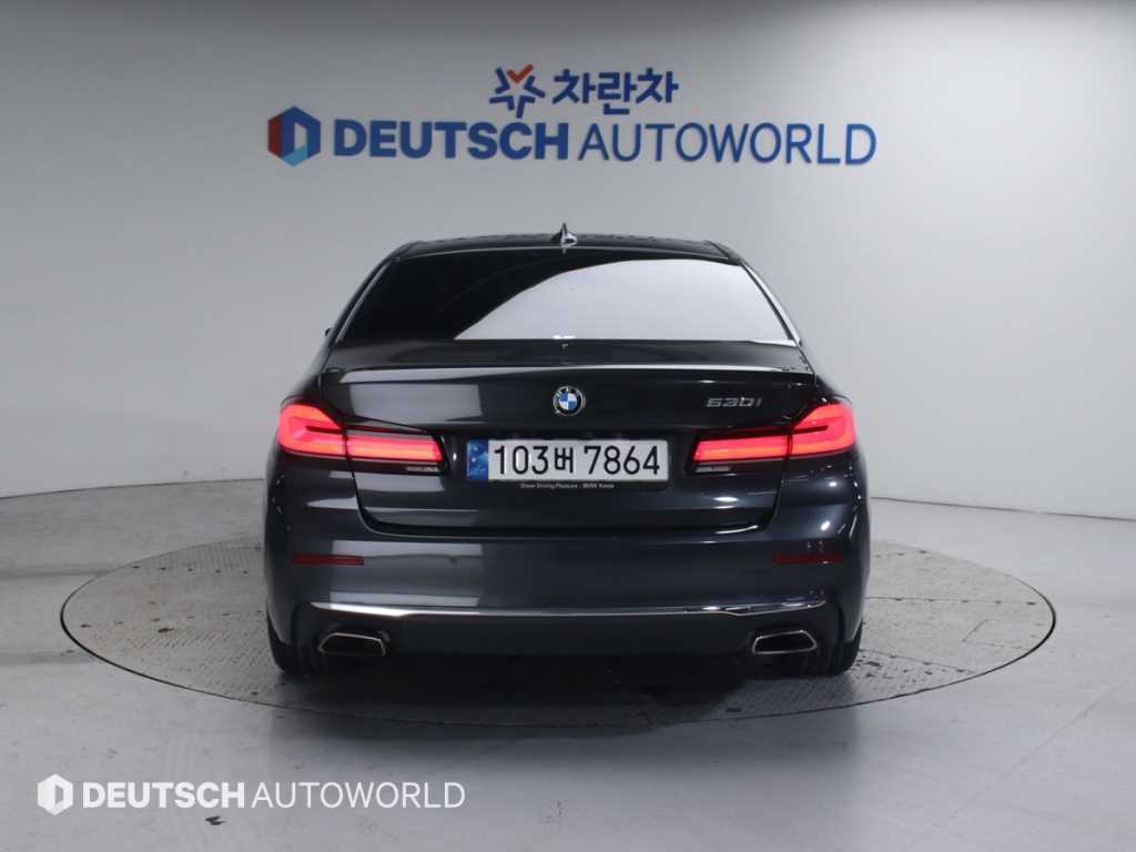 BMW 5 Series - Vista 4