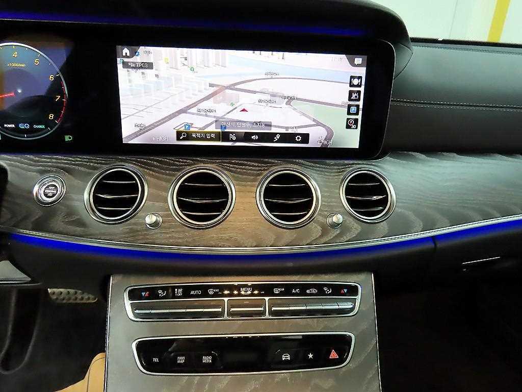 Mercedes Benz E class 2021 Azul - Importación desde Corea - HF Imports Iquique - Foto 15