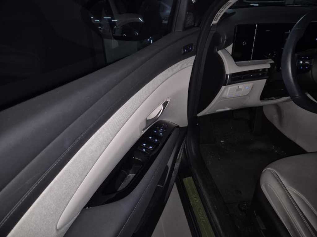 HYUNDAI Tucson - Vista 7