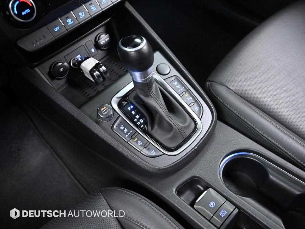 HYUNDAI Kona - Vista 9