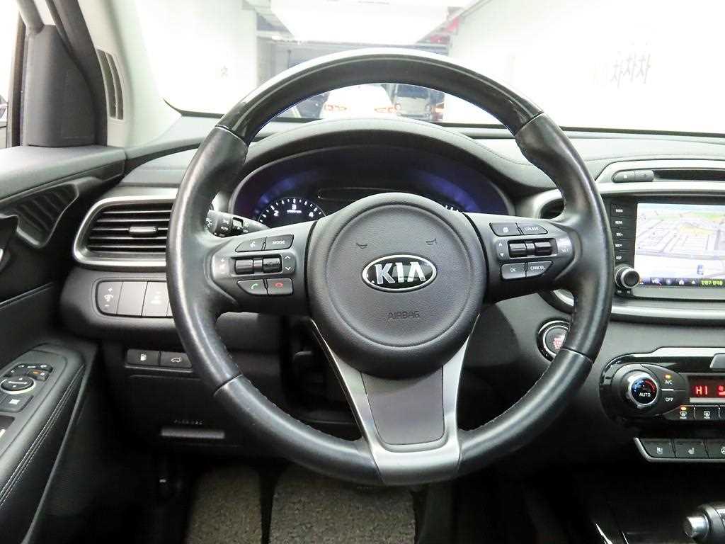 KIA Sorento - Vista 7