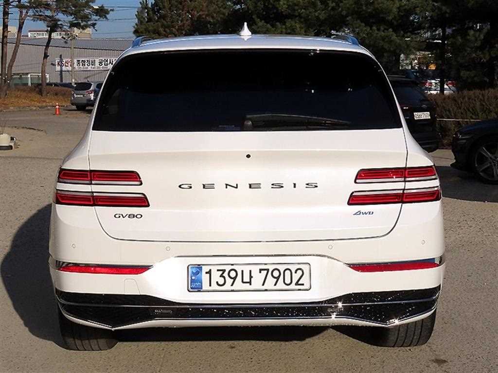 Genesis GV80 - Vista 4