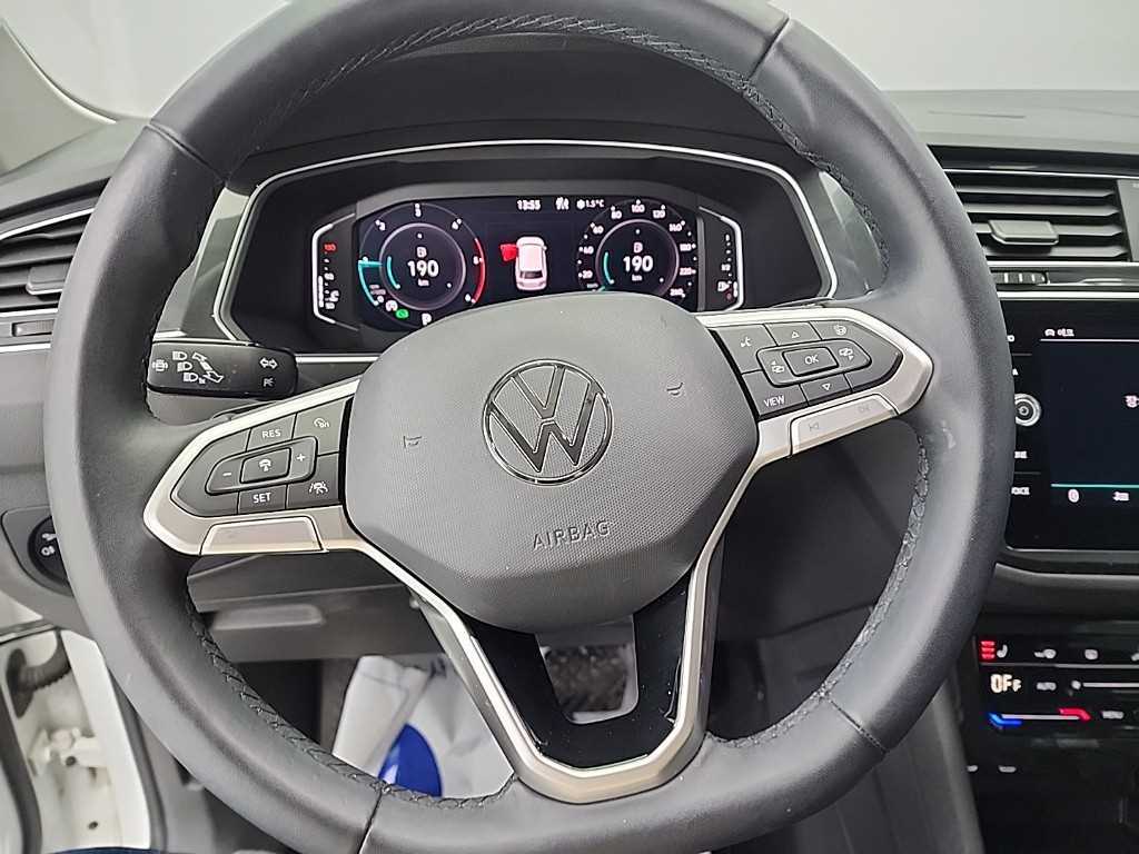 Volkswagen Tiguan - Vista 9