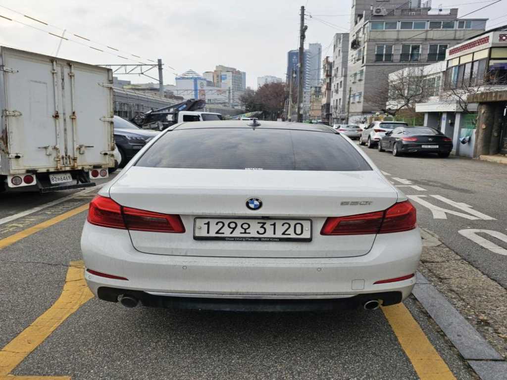 BMW 5 Series - Vista 6