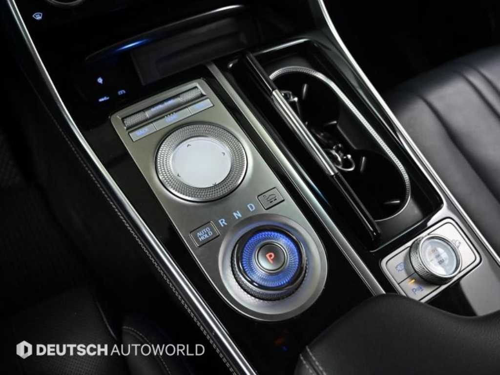 Genesis GV80 - Vista 9