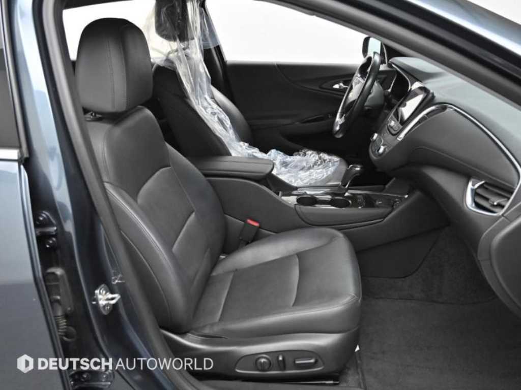 Chevrolet Malibu - Vista 10