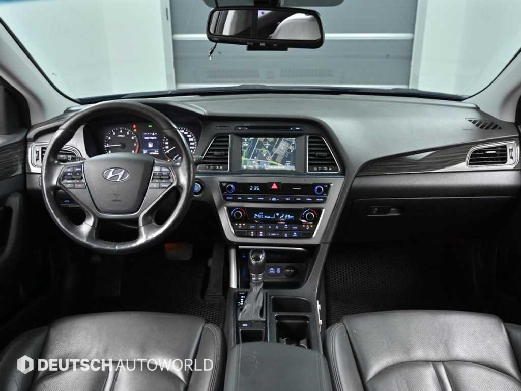 HYUNDAI Sonata - Vista 7