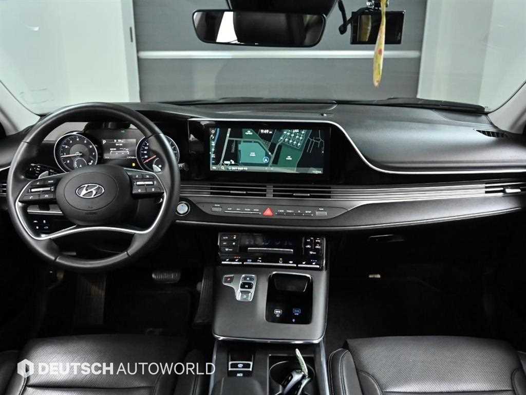 HYUNDAI Grandeur - Vista 7