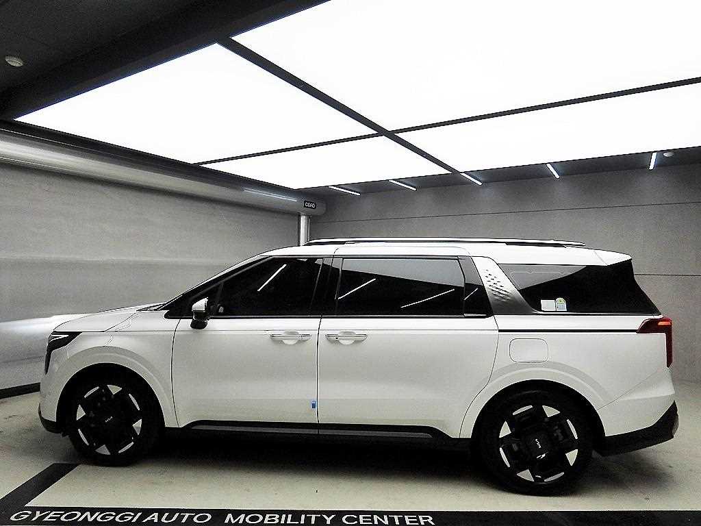 KIA Carnival - Vista 4