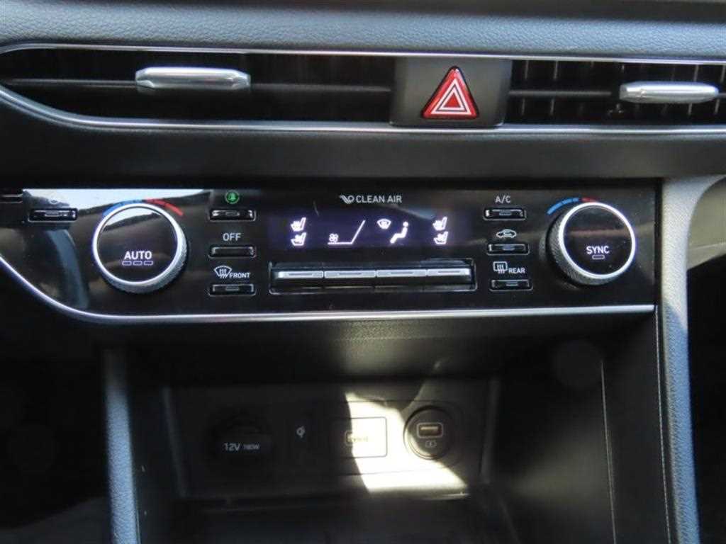 HYUNDAI Sonata - Vista 7