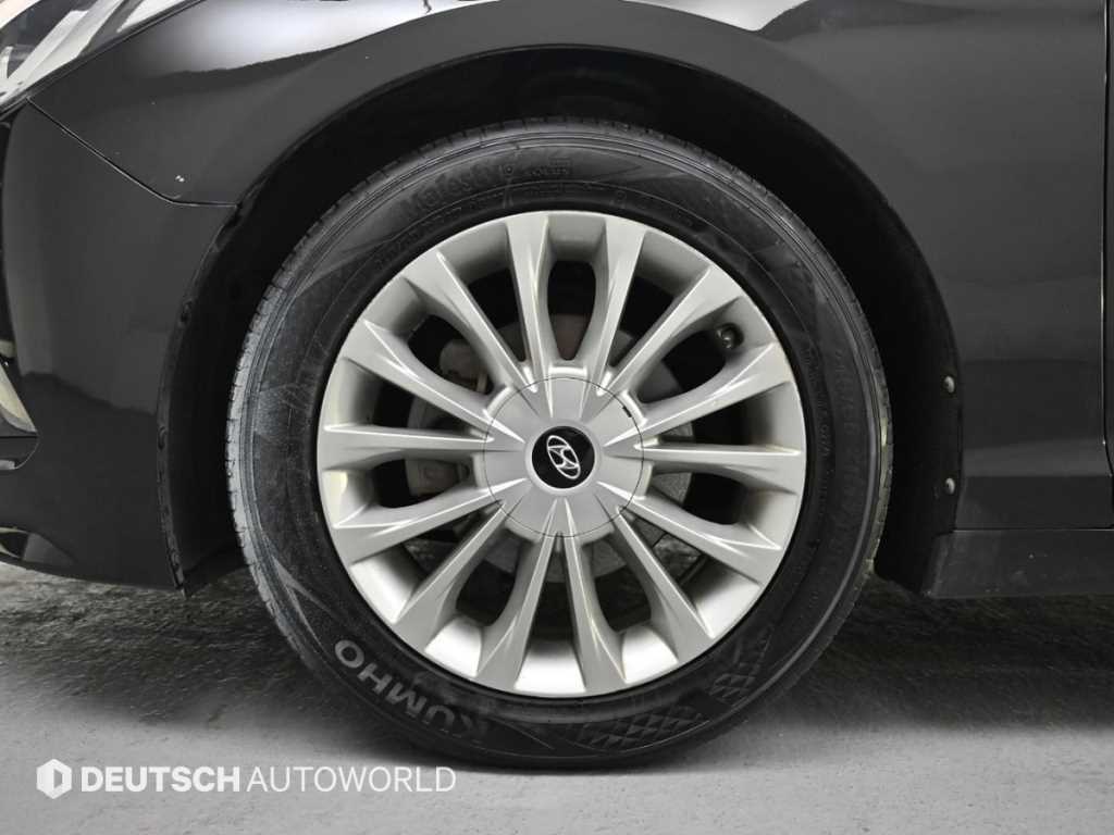 HYUNDAI Sonata - Vista 5