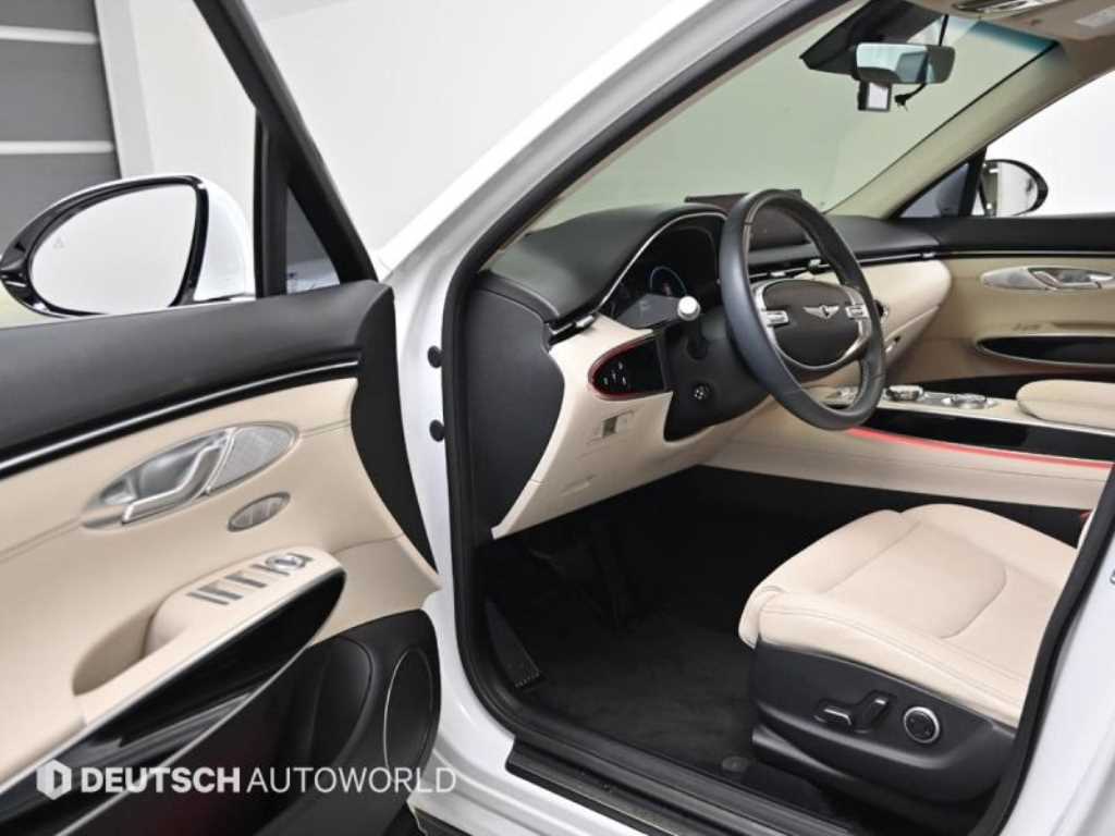 Genesis GV70 - Vista 11