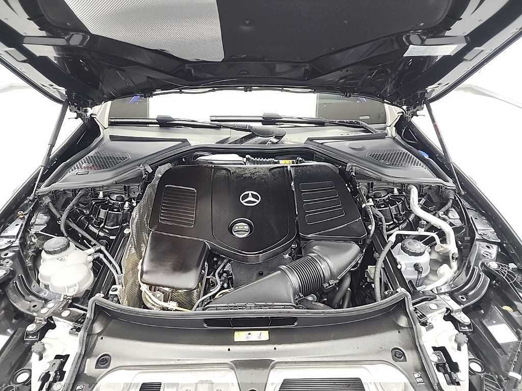 Mercedes Benz E class - Vista 5