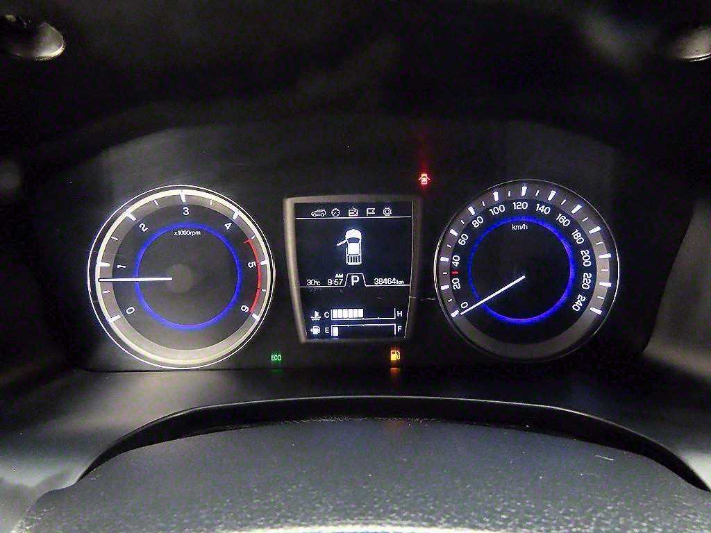 Ssangyong Rexton - Vista 9