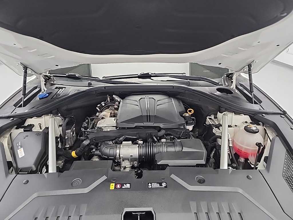 Genesis GV70 - Vista 5