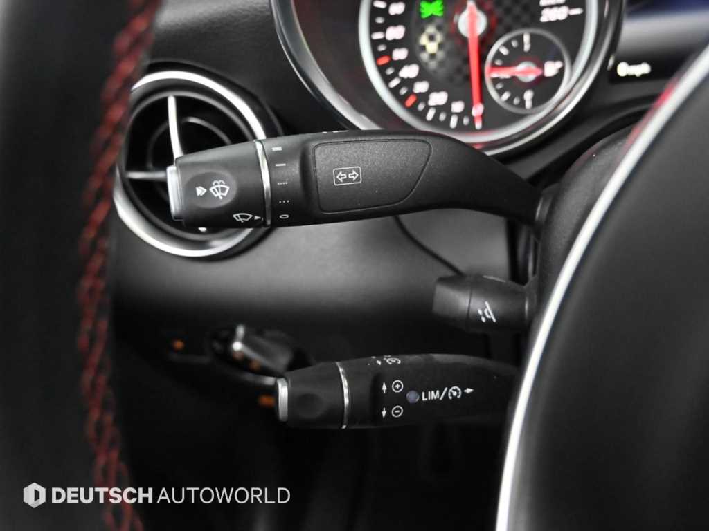 Mercedes Benz SLC Class 2019 Negro - Importación desde Corea - HF Imports Iquique - Foto 17