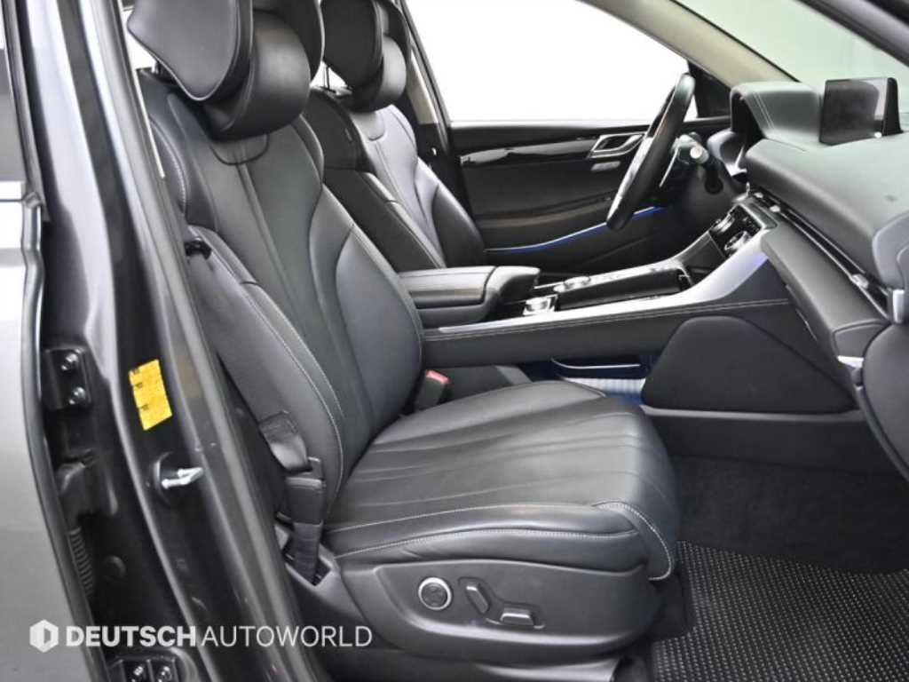 Genesis GV80 - Vista 10