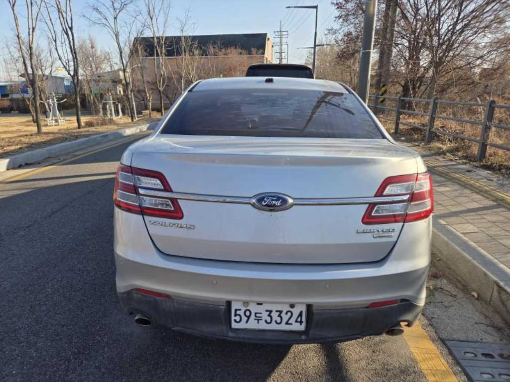 Ford Torus - Vista 2