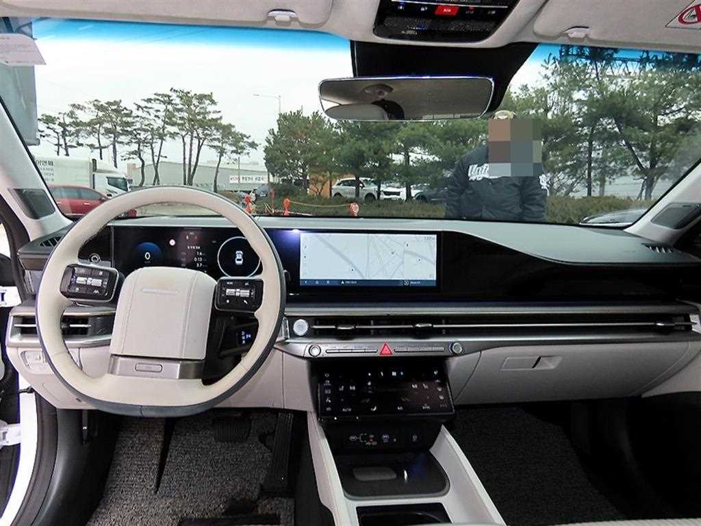 HYUNDAI Grandeur - Vista 7