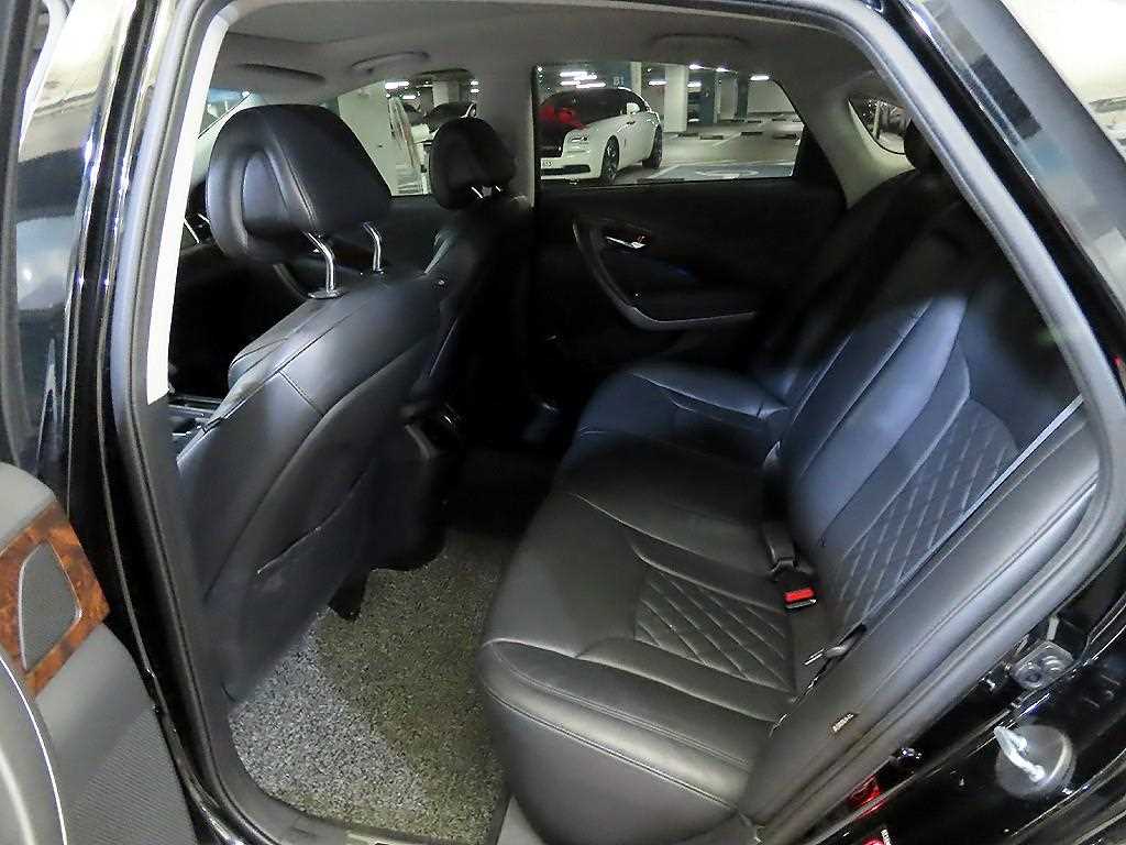 HYUNDAI Aslan - Vista 7