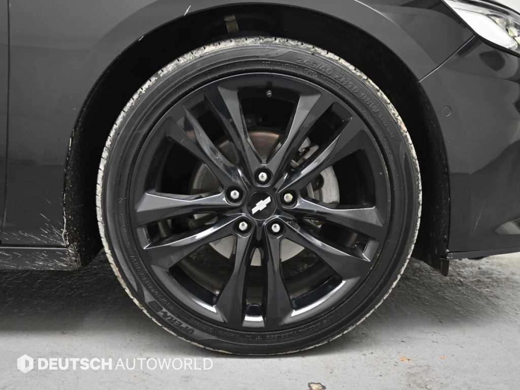 Chevrolet Malibu - Vista 5