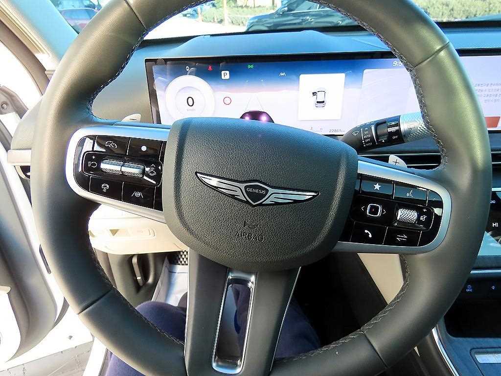 Genesis GV80 - Vista 8