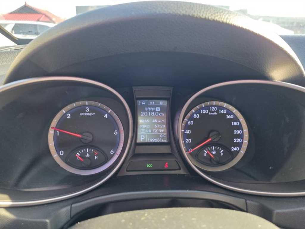 HYUNDAI Santa Fe - Vista 8