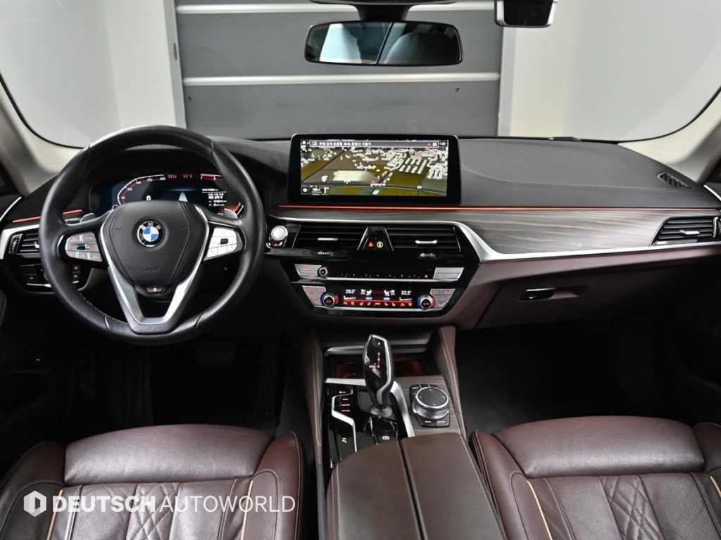 BMW 5 Series - Vista 7