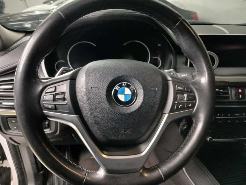 BMW X6 - Vista 11