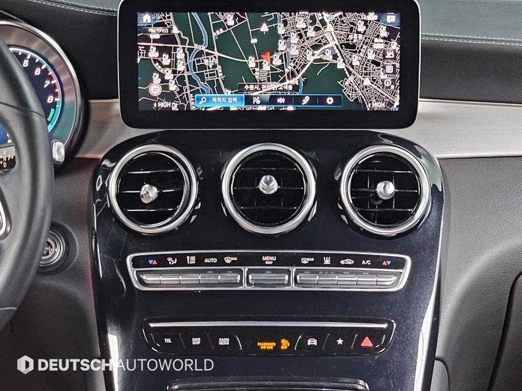 Mercedes Benz GLC Class 2022 Blanco - Importación desde Corea - HF Imports Iquique - Foto 14