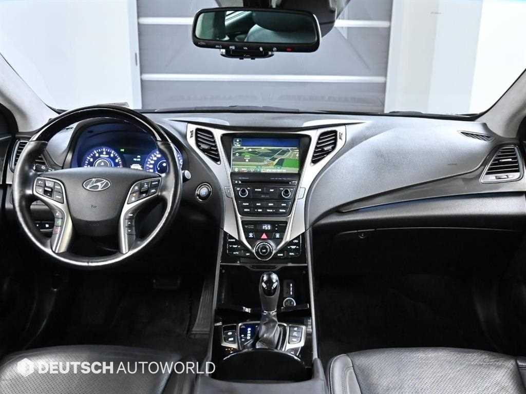 HYUNDAI Grandeur - Vista 7