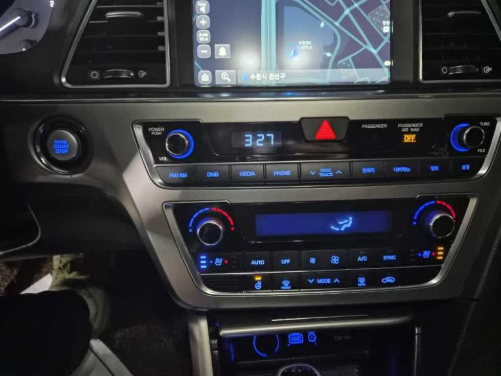 HYUNDAI Sonata - Vista 8