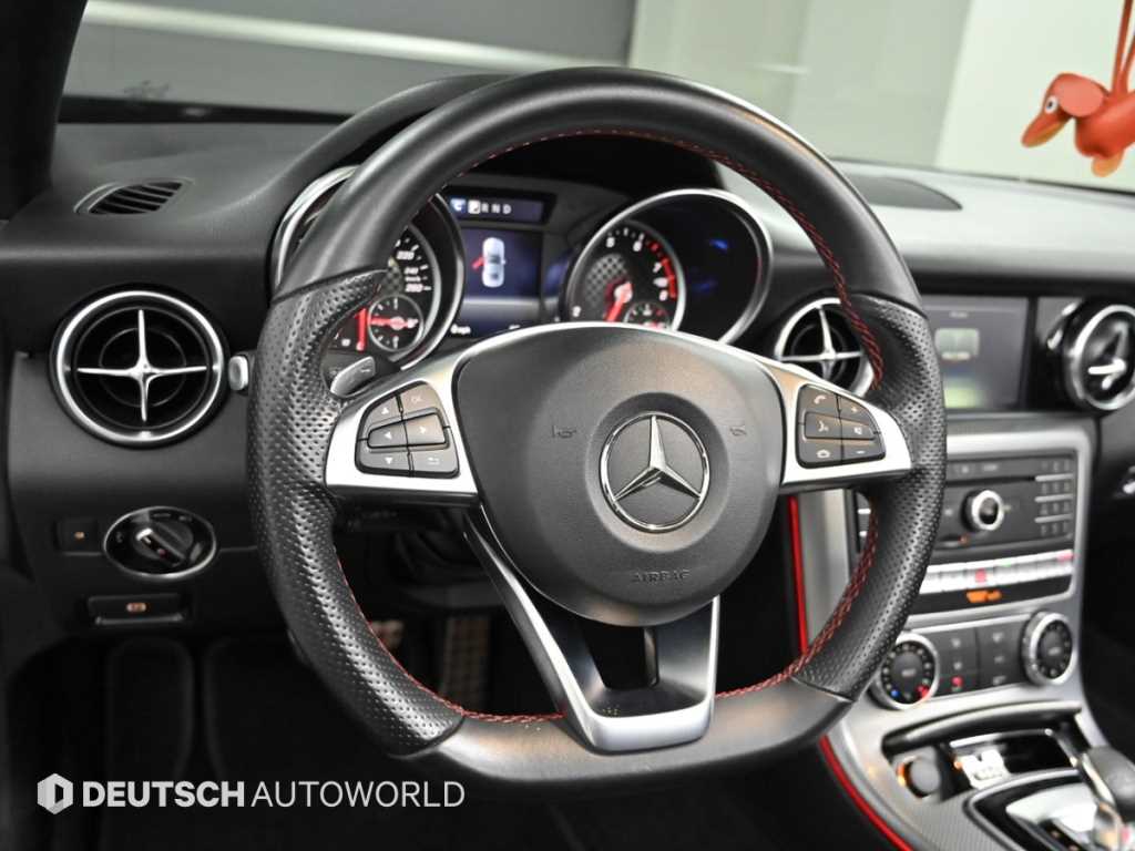 Mercedes Benz SLC Class 2019 Negro - Importación desde Corea - HF Imports Iquique - Foto 13