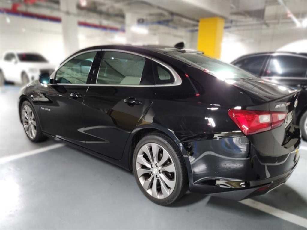 Chevrolet Malibu - Vista 5