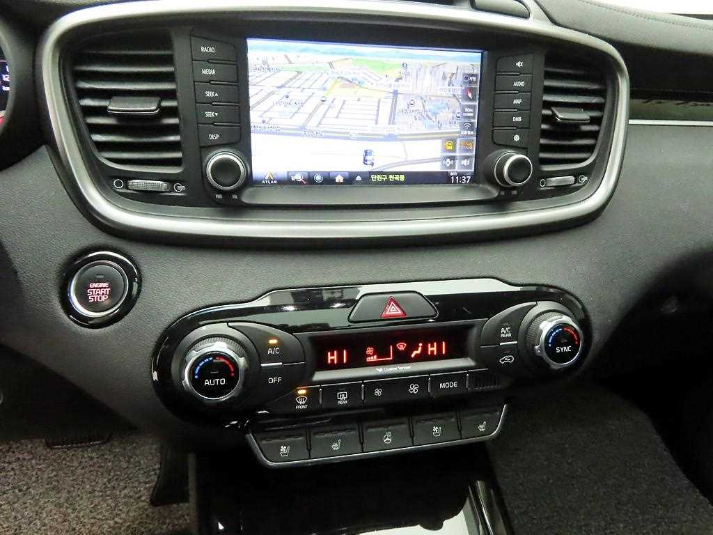 KIA Sorento - Vista 9