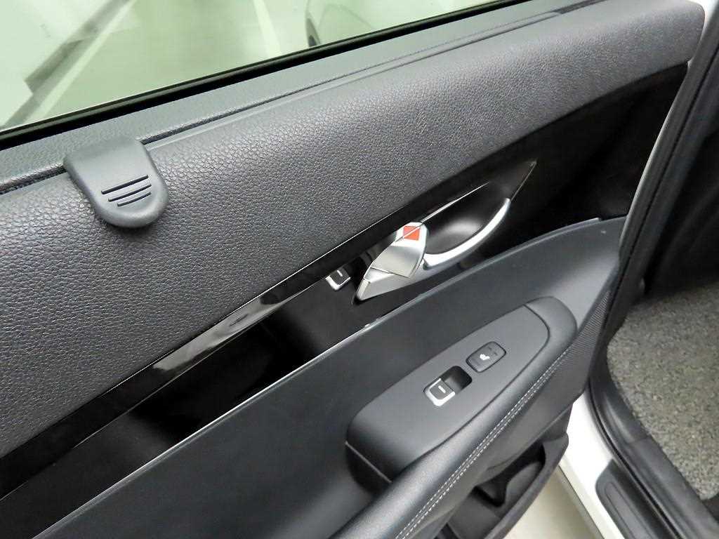 KIA Sorento 2015 Blanco - Importación desde Corea - HF Imports Iquique - Foto 16