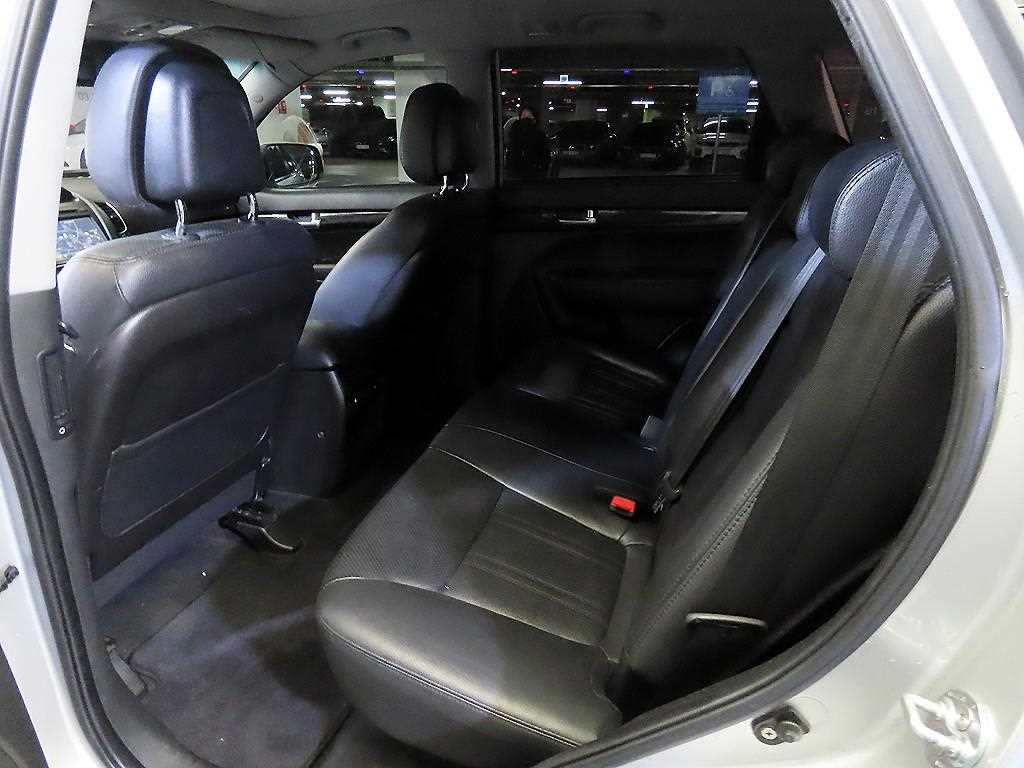 KIA Sorento - Vista 7