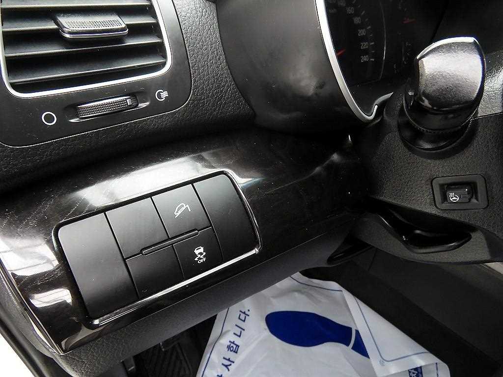 KIA Sorento - Vista 10