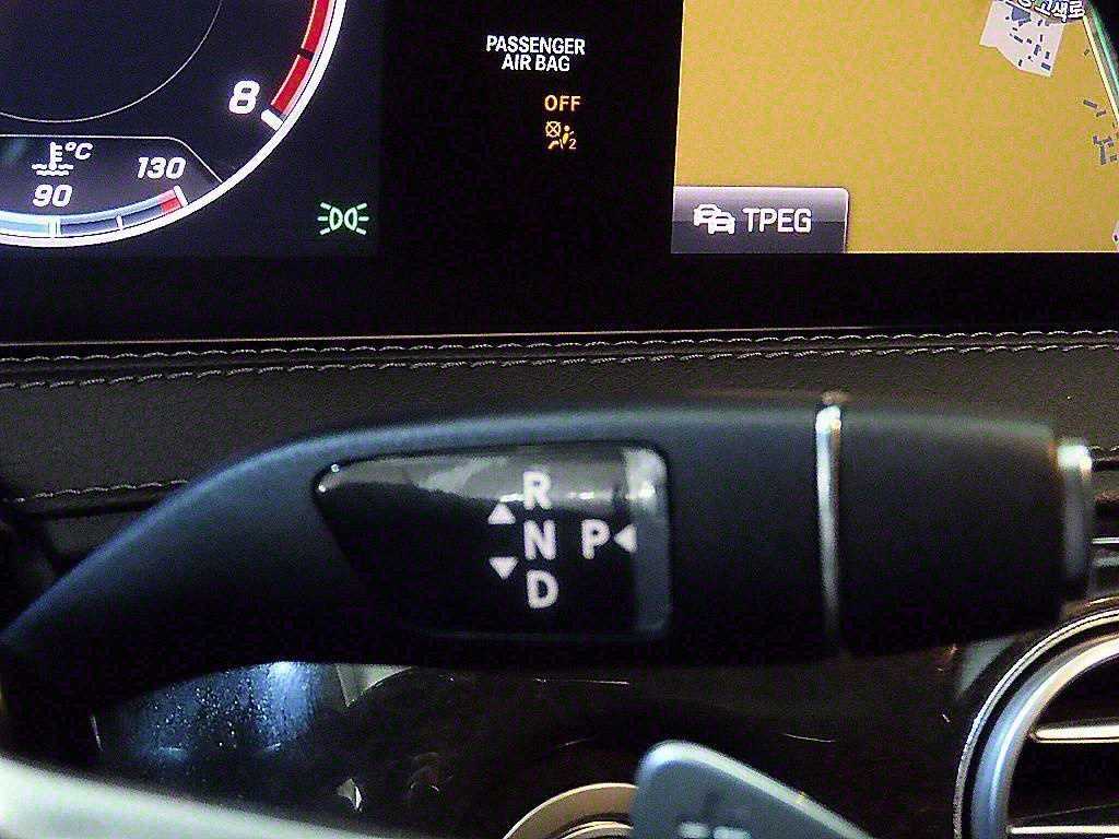 Mercedes Benz S Class - Vista 12